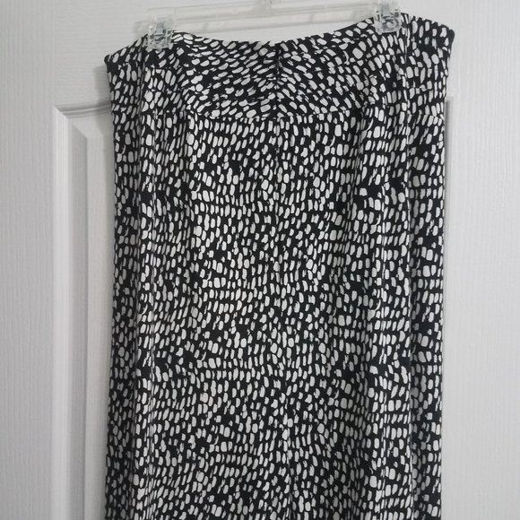Ann Taylor Skirt Black/White EUC (14) - Picture 3 of 5